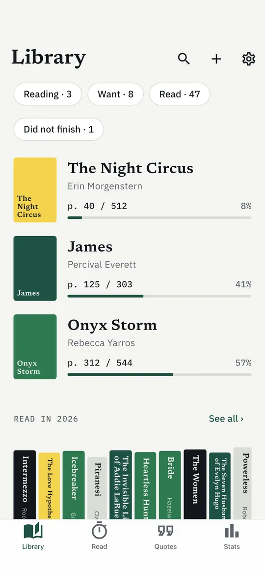Bibliothèque Tomely : en cours de lecture The Night Circus, James et Onyx Storm avec la progression en pages, et une étagère de livres lus en 2026